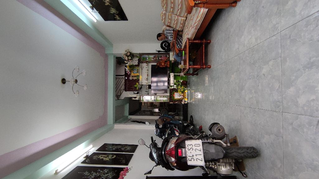 NHÀ ĐẸP QUANG TRUNG GV - GẦN HÃNG XE MERCEDES & CV LÀNG HOA - DT 56M² - 3 TẦNG LẦU NHỈNH 6 TỶ - Ảnh 1